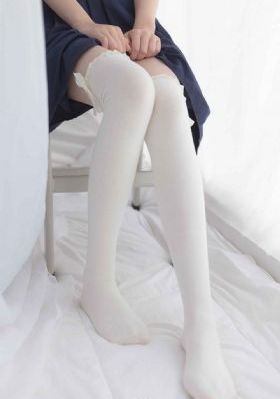 美女裸体黄色午夜免费_精彩预告在线观看高清