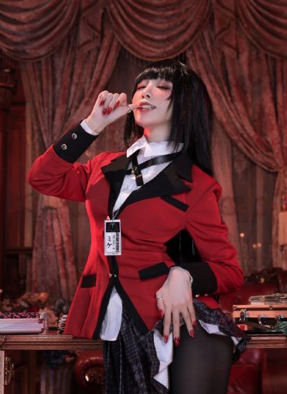 狠狠综合av一区二区_电影无删减韩国电影在线观看