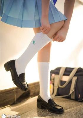 少妇和情人在外偷情_80s电影全集在线观看