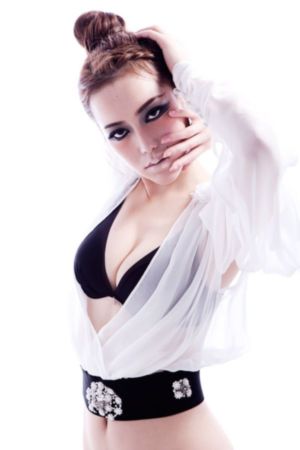 丁香六月综合激情_百度电影免费手机在线看观看