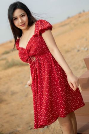 美女性感内衣日韩_BD国语高清在线观看视频