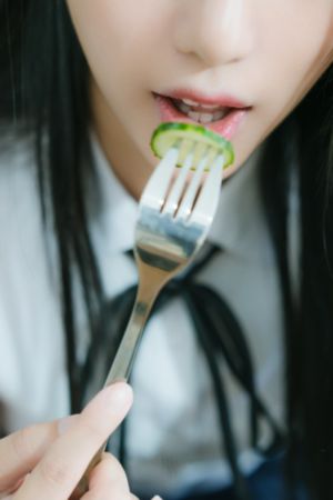 欧美多人片高潮野外做片黑人_片花影视大全在线观看