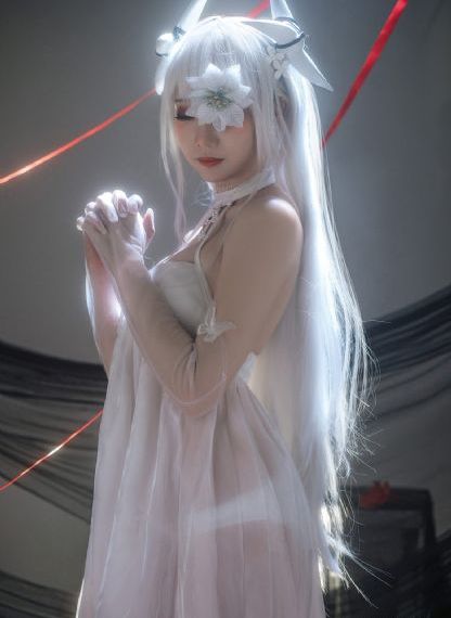 嗯…啊潮喷喝水高h_VR成事在人免费观看