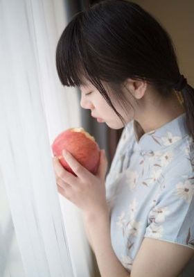 女人伊人久久综合_高清完整无删减手机免费观看完整