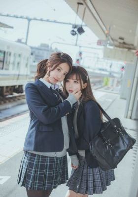 办公室丰满熟女_神马不卡免费高清观看