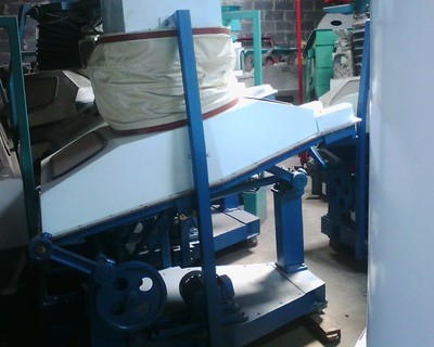 供名中科集團(tuán)分級環(huán)保型比重去石機(jī)-河南省安陽中科集團(tuán)機(jī)械提供供名中科集團(tuán)分級環(huán)保型比重去石機(jī)的相關(guān)介紹、產(chǎn)品、服務(wù)、圖片、價(jià)格糧棉油加工機(jī)械.釀酒設(shè)備、糧棉油加工機(jī)械、釀酒設(shè)備、